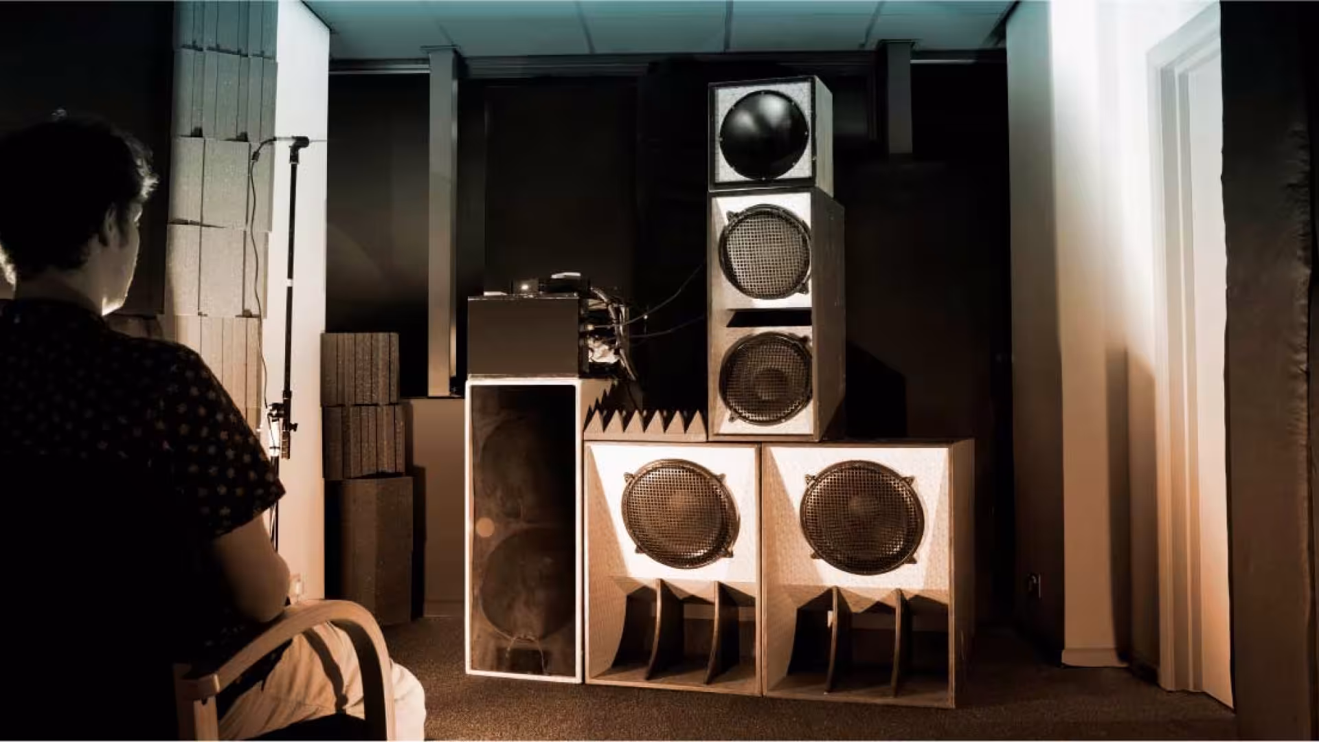 Speaker testing at Minirig HQ